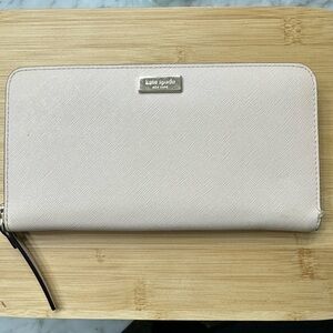 Kate spade soft pink wallet